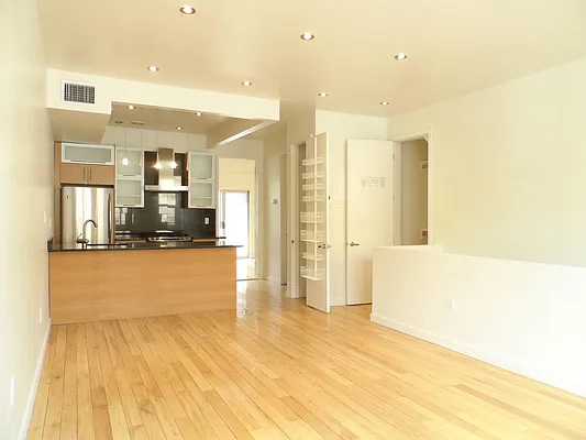 Rented by Keller Williams NYC | media 47