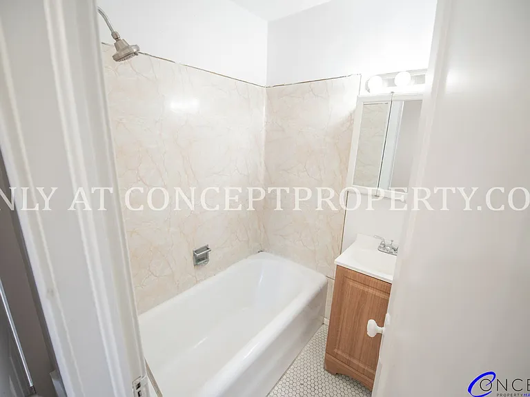 East Cliff — Photo 21
