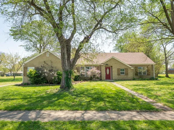 319 NE Pine Street, Billings, MO 65610