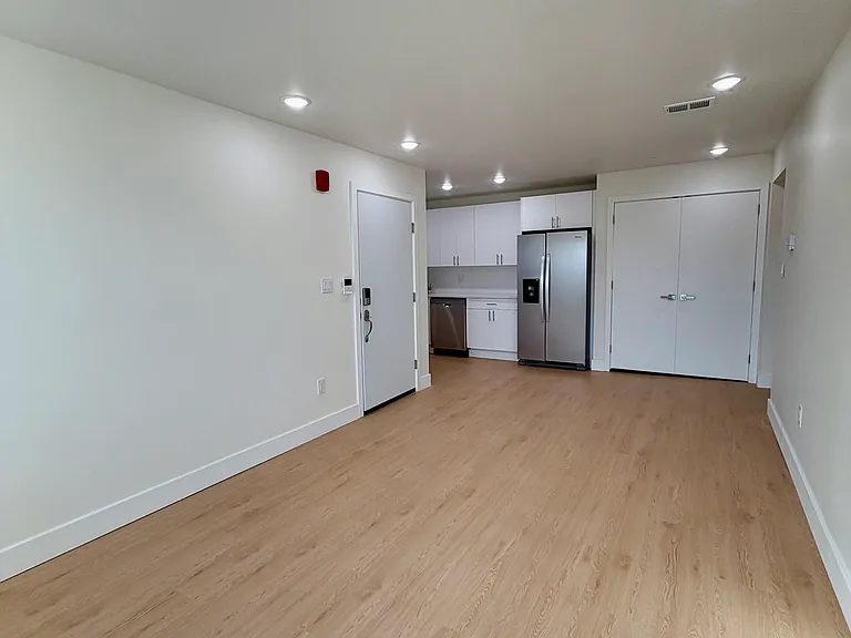 4212 Lancaster Ave #301 — Photo 4