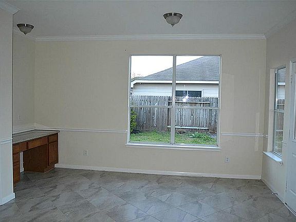 5th image of 1314 Chalk Rock Dr