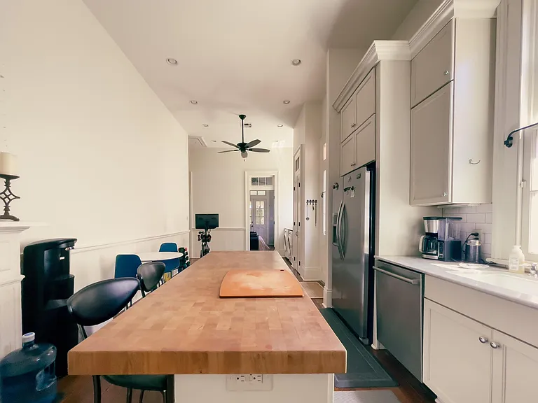3009 Dauphine St — Photo 32