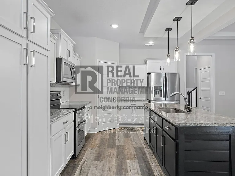 338 Crusaw Dr — Photo 10