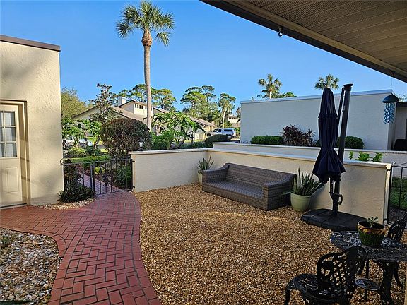 5th image of 4522 La Jolla Dr