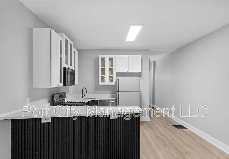 1416 N Milton Ave — Photo 18