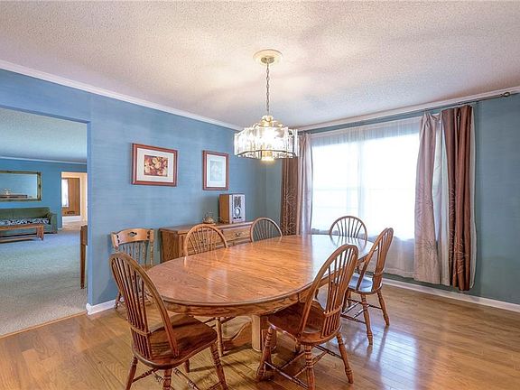 5th image of 1809 S Leslie Ave