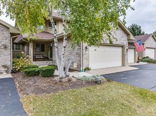 3915 Prairie Village Dr #2, Kenosha, WI 53142