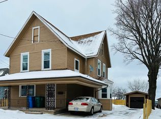 703 Champion St, Marquette, MI 49855