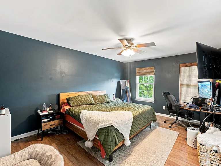 500 Beacon Dr — Photo 16