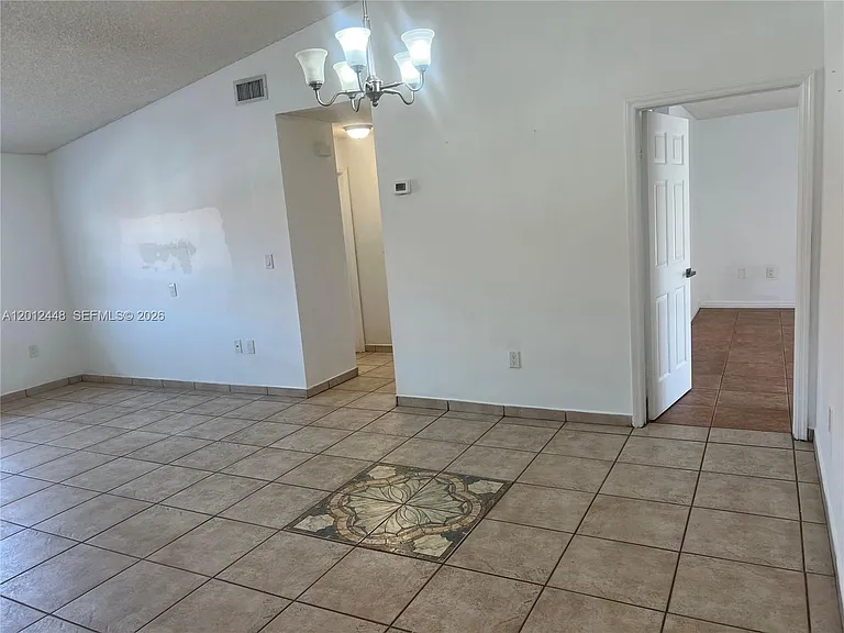 2425 W 76th St #207 — Photo 5