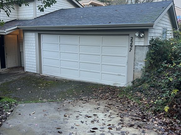 3rd image of 2297 Corinthian Ct #1