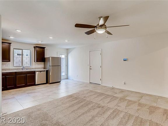 2nd image of 2476 Silk Tree Mimosa St