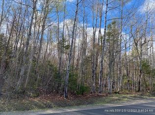 6026 Village On The Green Rd, Kingfield, ME 04947