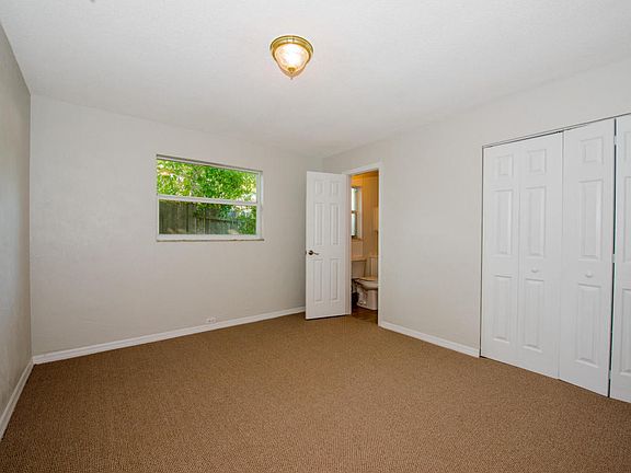 5th image of 610 Westward Cir