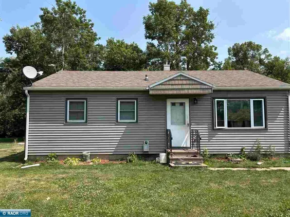 4228 5th Ave E, Hibbing, MN 55746
