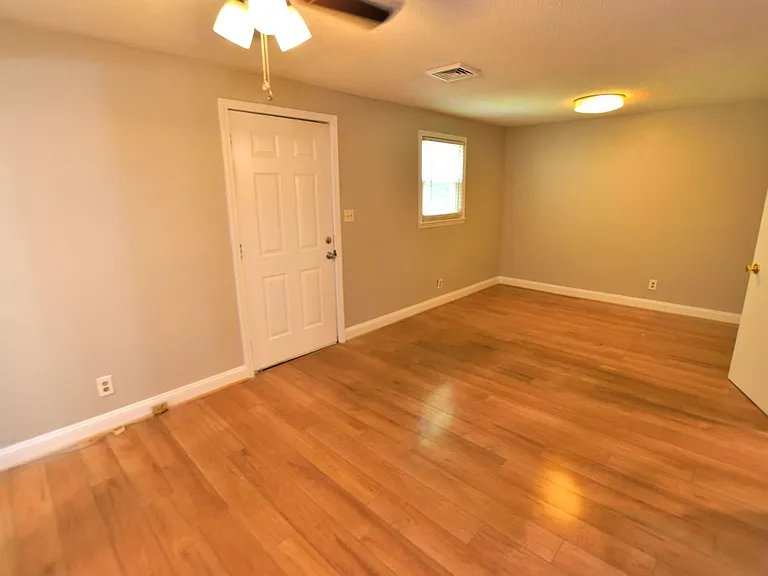 626 Woodland Ave — Photo 14