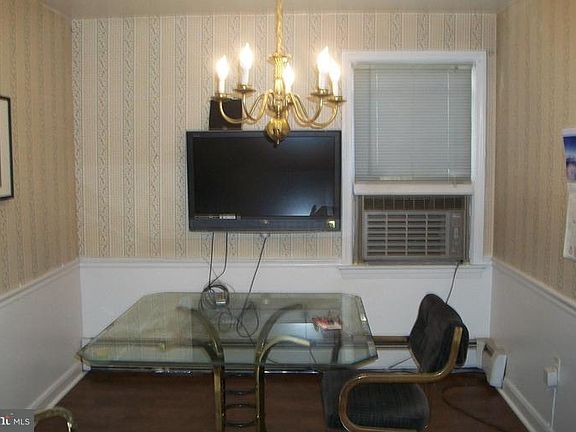 5th image of 6924 Standish Dr