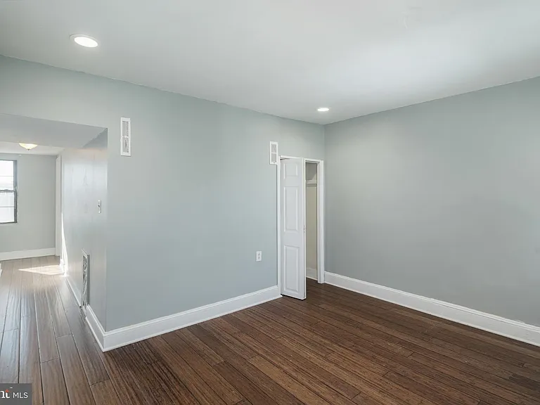 184 E Huntingdon St #3 — Photo 6
