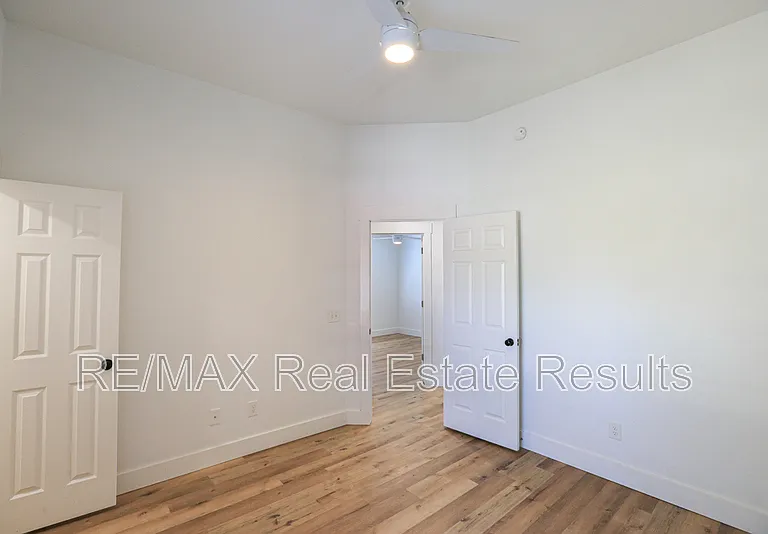 2901 SW 8th St — Photo 23