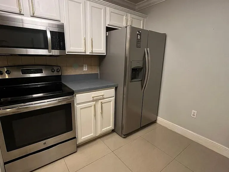 410 Tradition Ln — Photo 15
