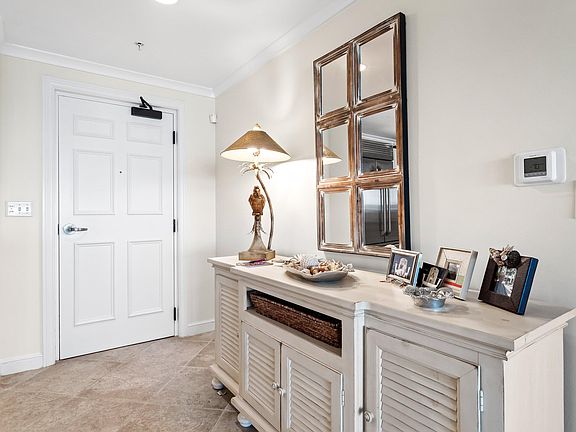 3rd image of 4609 Southwinds Dr #4609