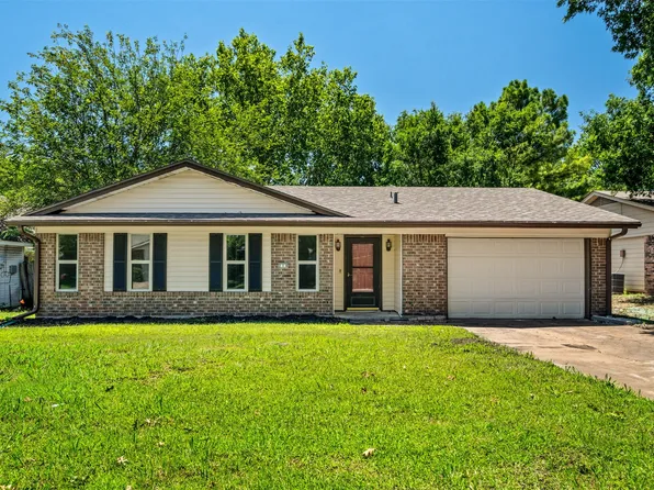 218 Utah St, Sherman, TX 75090