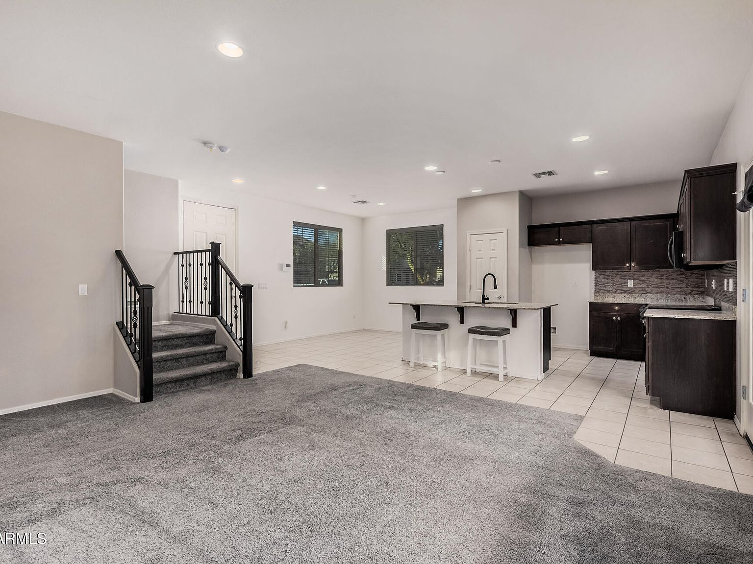 2405 N 73rd Dr, Phoenix, AZ 85035 | Zillow