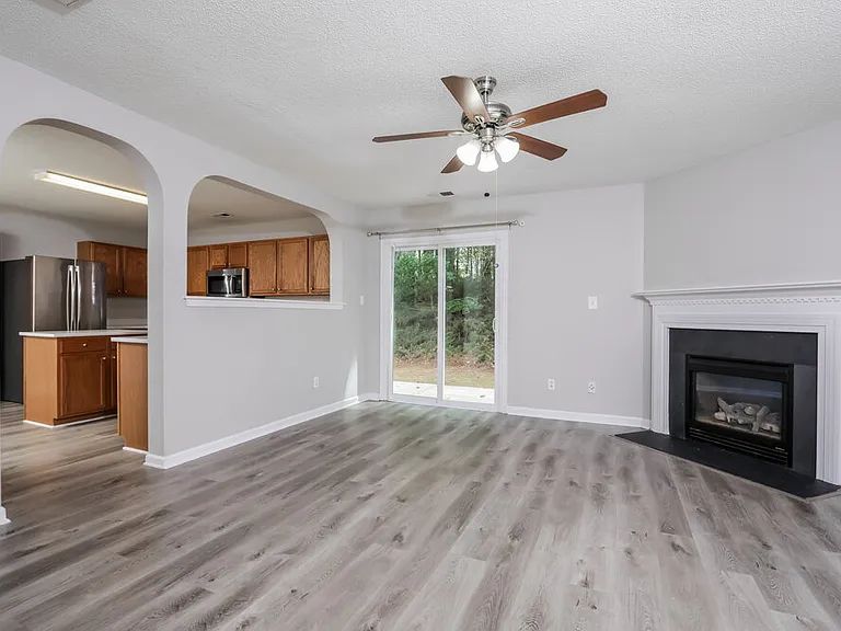 70 Brookhaven Dr — Photo 4