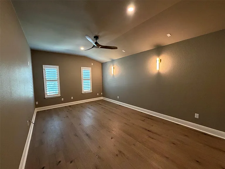 7801 Aria Loop — Photo 27