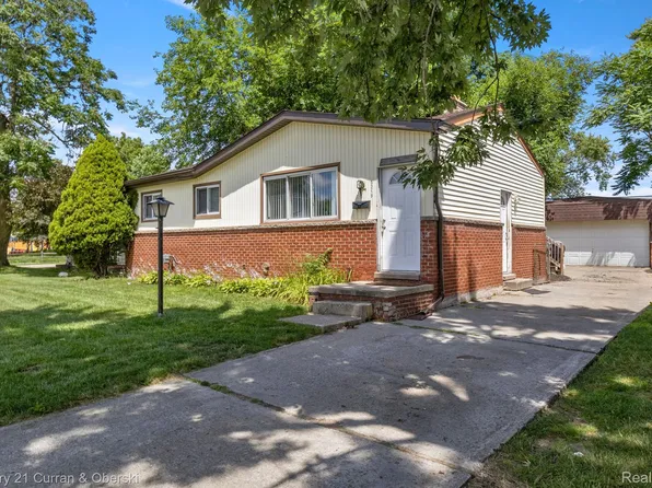 5219 Williams St, Wayne, MI 48184