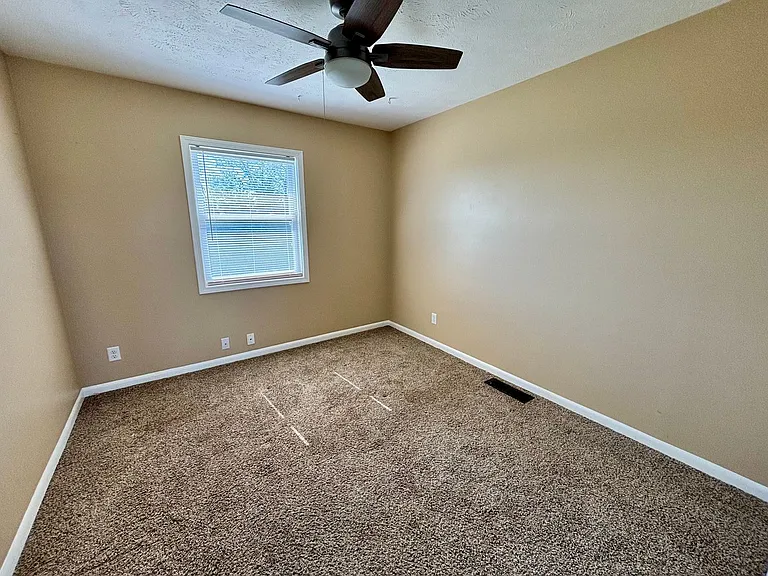 11015 Lakeview Dr — Photo 9