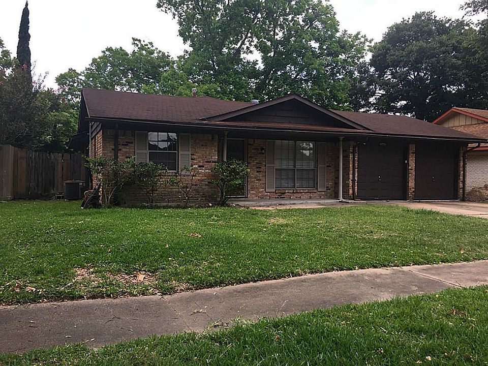 1st image of 2612 Peach Ln