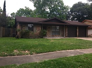 2612 Peach Ln, Pasadena, TX 77502