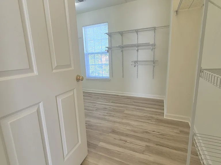 5207 Linden Dr — Photo 26