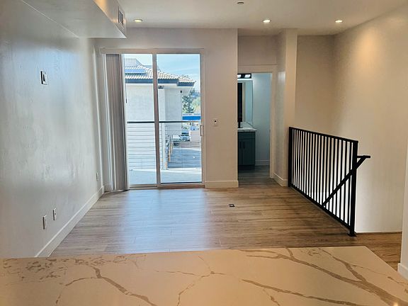 5th image of 8234 University Ave #4