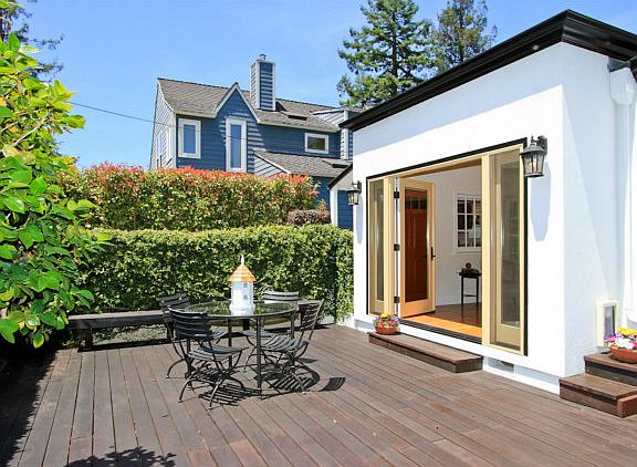 3rd image of 1175 Forest Ave