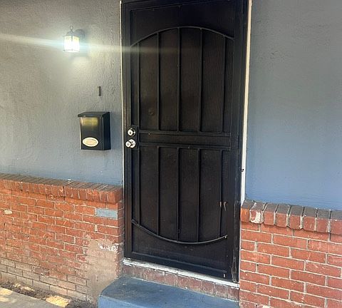 3rd image of 3625 33rd St #1