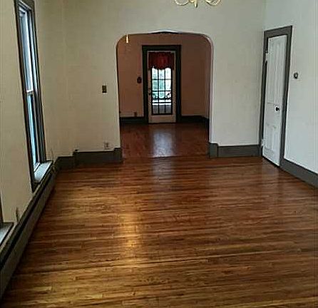 4th image of 67 Clay St