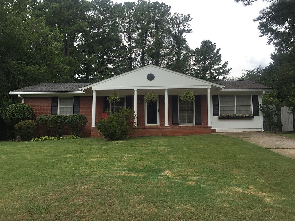 1st image of 2756 Carolyn Dr SE