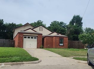 1501 Hux Ct, Irving, TX 75060