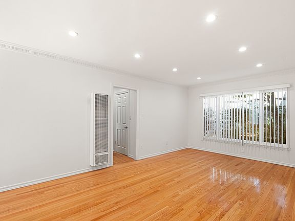4th image of 1233 N Harper Ave APT 2