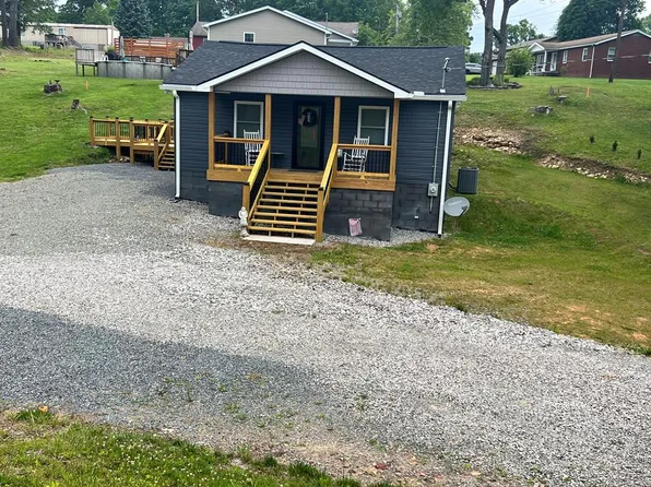 127 Enterprise Ln, Beckley, WV 25801