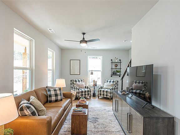 5th image of 3063 W Tulsa St