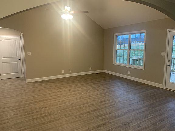 5th image of 53 Chestnut Hls Lot 53