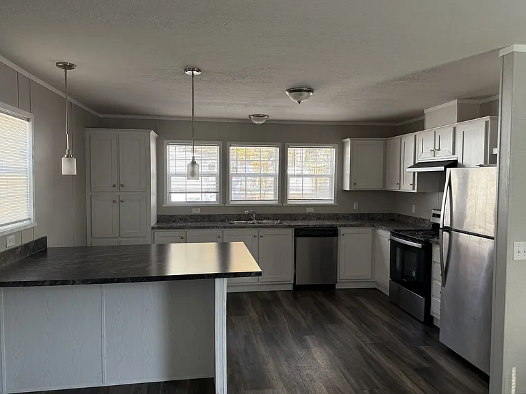511 Elk Trail Dr — Photo 2