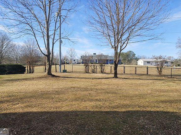 2nd image of 5720 Wade Whelchel Rd