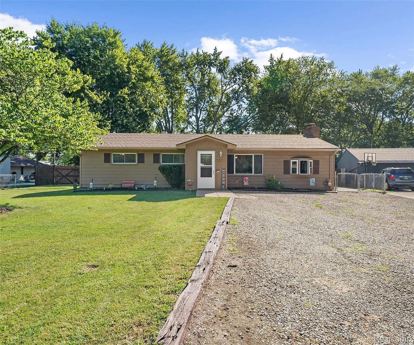 2029 Garden Ct photo 1