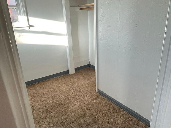 4th image of 518 S Almond St