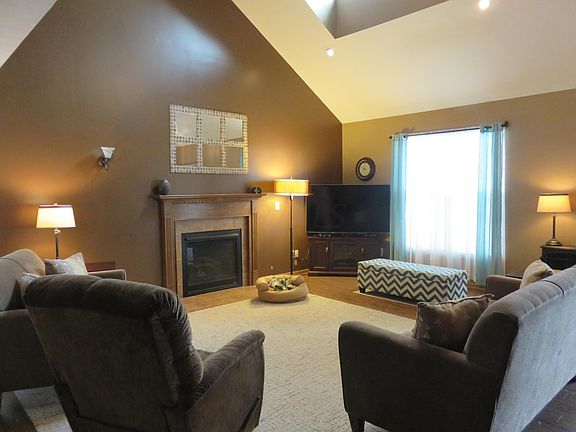 4th image of 6016 Delcastle Dr