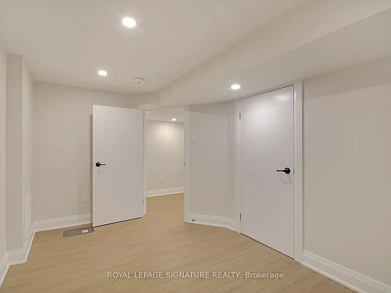 17 Uno Dr — Photo 16